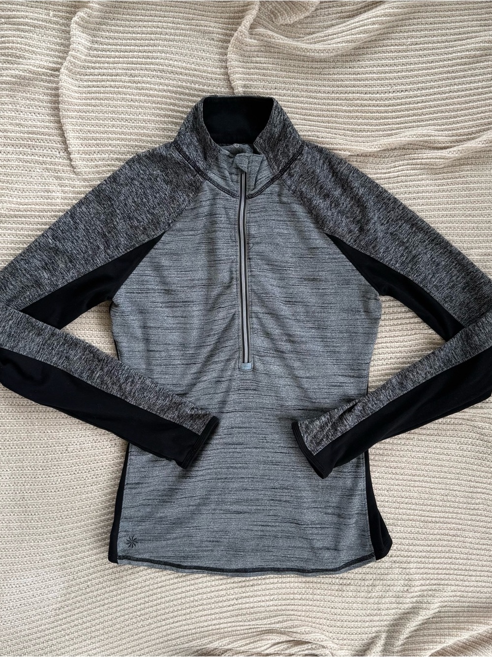 Athleta Running Wild Half Zip Pullover S Gray Black Space Dye Thumbhole Jacket